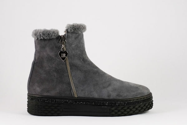 伊拉西奥·伦佐尼