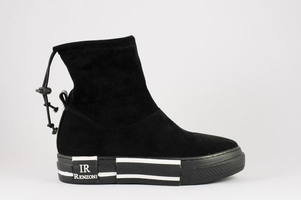 伊拉西奥·伦佐尼